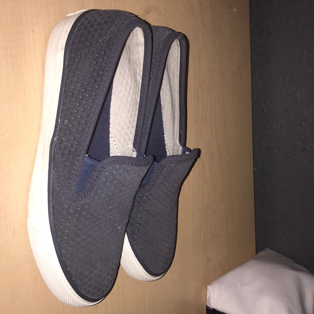 Sperry slip on’s